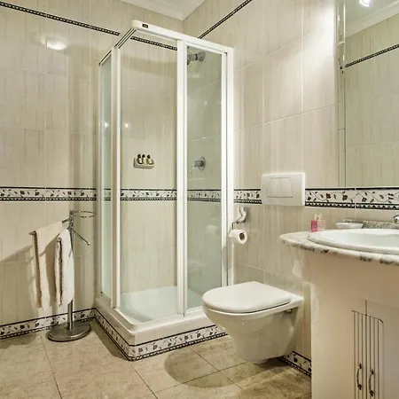 Mar 11 By Algarve Holidays Gale (Albufeira)