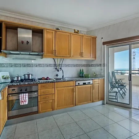 Mar 11 By Algarve Holidays * Gale (Albufeira)